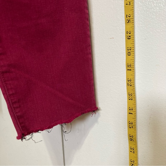 Kut From the Cloth Diana Skinny Burgundy Stretch Jeans Distressed Hem Size 6 - Picture 14 of 16